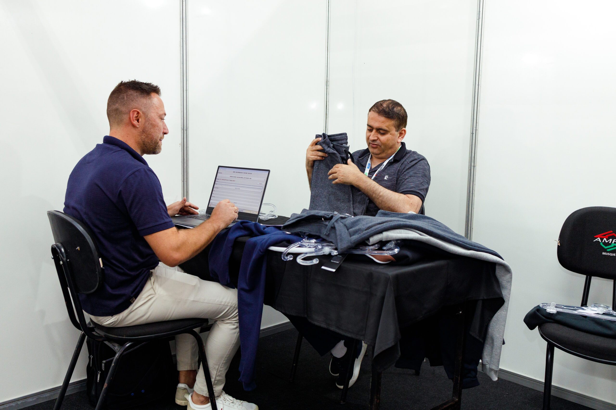 06 - box de negociação02 JPG